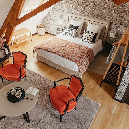 Le Clos Poulain Petits Gites De Charme Et Chambres D'Hotes Familiales Au Calme Proche Bayeux Et Des Plages Nonant Buitenkant foto